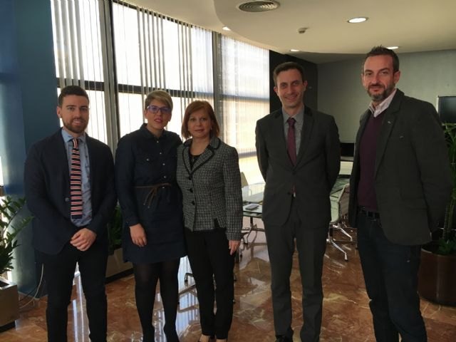 La Comunidad y la Asamblea de las Regiones de Europa estrechan lazos para beneficiar a más jóvenes de la Región - 1, Foto 1