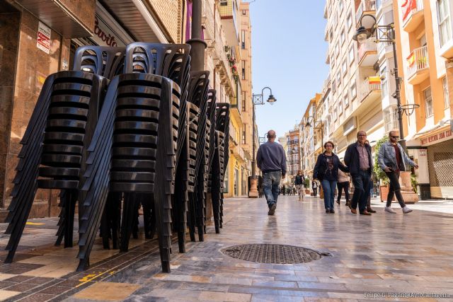 A la venta por internet las sillas de Semana Santa de Cartagena - 1, Foto 1