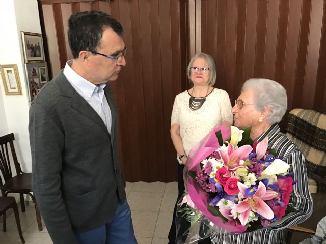 La abuela de Espinardo celebra su 102 cumpleaños en plena forma - 2, Foto 2