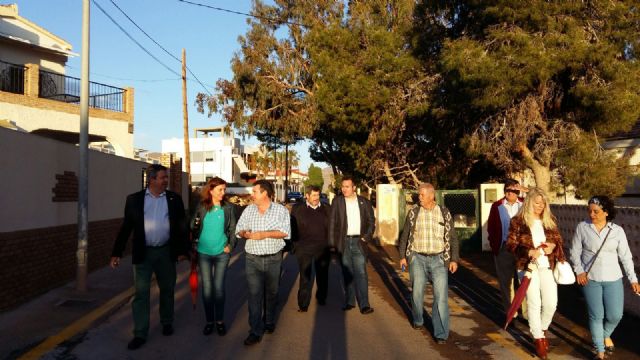 MC consulta con los vecinos de Isla Plana las medidas prioritarias para la localidad - 1, Foto 1