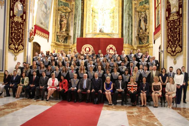 Se gradúa la VI promoción de los Grados en Audiovisual, Periodismo y Publicidad de la UCAM - 1, Foto 1