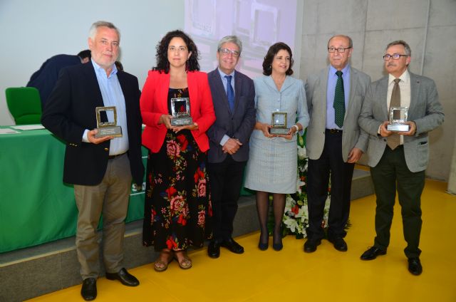 SATSE MURCIA entrega el Premio extraordinario 2018 al Presidente Nacional de la Fundación para el Desarrollo de la Enfermería-FUDEN - 1, Foto 1