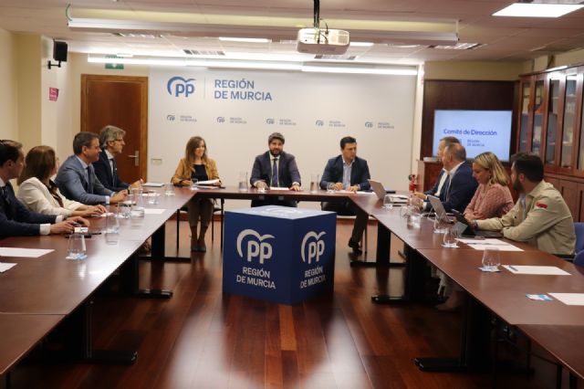 Segado: En Cataluña, el PP se ha convertido en el partido referente del constitucionalismo y consigue los mejores resultados desde hace 12 años - 2, Foto 2