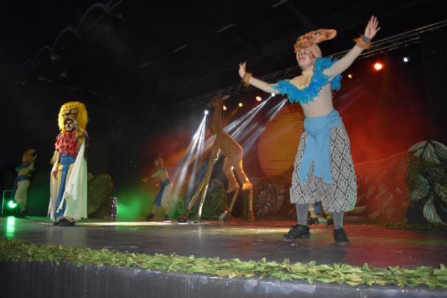 Más de 1.000 personas participan en la fiesta familiar del tributo musical de El Rey León - 4, Foto 4