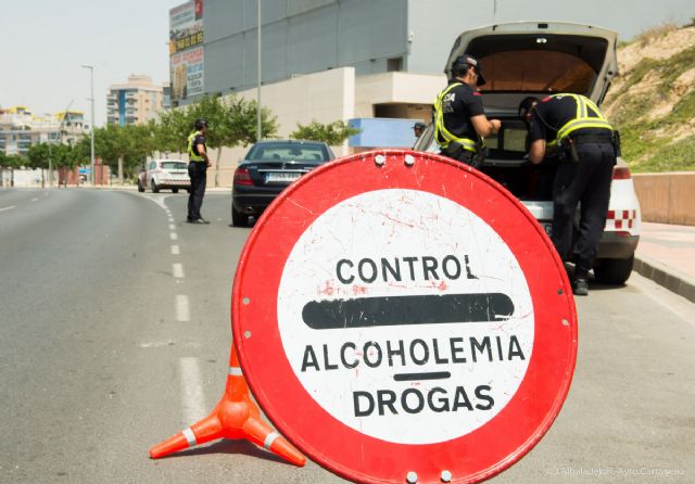 La Policia Local de Cartagena realizo 250 pruebas de alcoholemia durante la campaña especial de trafico - 1, Foto 1
