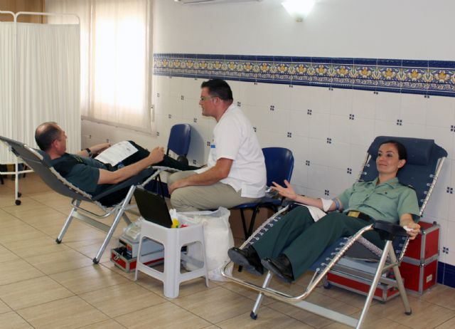 La Guardia Civil colabora altruistamente en la campaña de donación de sangre 2017 en Murcia - 2, Foto 2