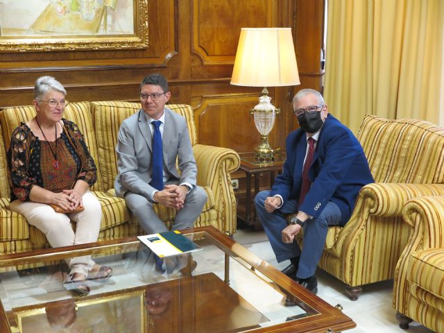 FESORMU pide que el Estatuto de Autonomía recoja la ley nacional que reconoce y apoya las lenguas de signos - 1, Foto 1