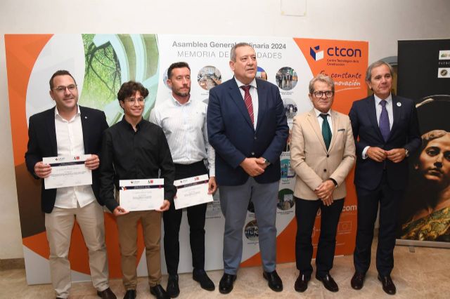 I Premio Idea Innovadora en Edificación: un exoesqueleto para evitar accidentes laborales en la construcción - 1, Foto 1