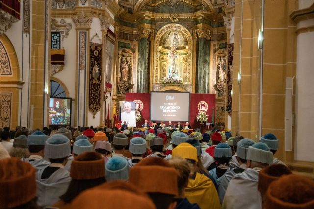 La UCAM celebra su patrón distinguiendo a sus nuevos doctores y catedráticos y a investigadores - 1, Foto 1