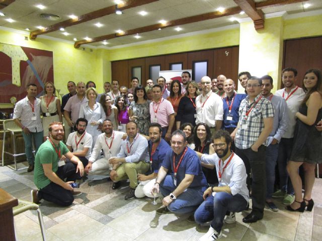 Los Jóvenes Empresarios dan la bienvenida al verano con un evento de networking abierto - 1, Foto 1