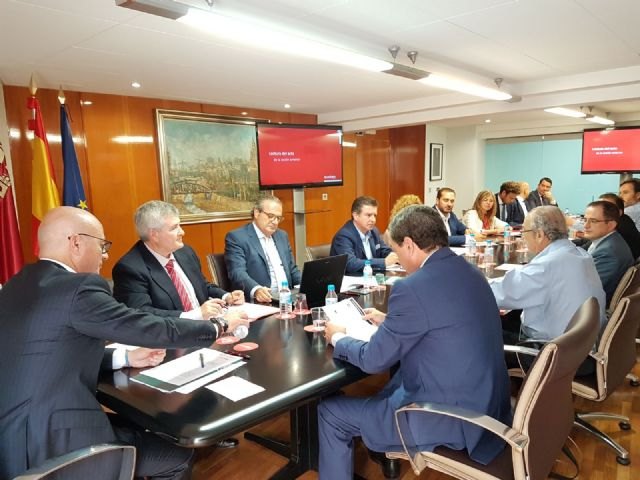 La Comunidad lanza nuevas medidas para ayudar a 2.700 pymes a encontrar financiación - 1, Foto 1