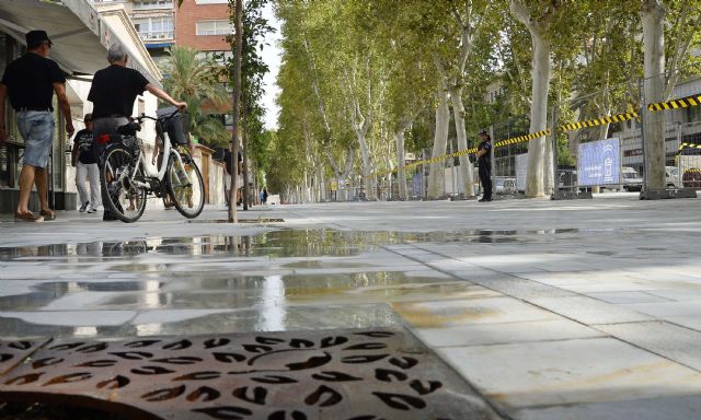 Abierta a los peatones la primera parte de la Avenida Alfonso X El Sabio con ´sello murciano´ - 2, Foto 2