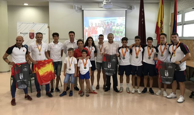 Martínez-Cachá recibe a la selección de ciclismo de la Región de Murcia, oro en el Campeonato de España en Edad Escolar - 1, Foto 1