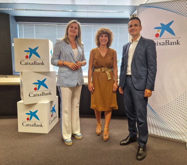 La murciana Encarna Ortiz gana la fase territorial de los 'Premios Mujer Empresaria CaixaBank 2023' en la Región de Murcia - 1, Foto 1