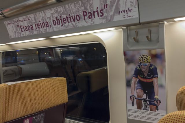 Los murcianos Alejandro Valverde y Luis León Sánchez, entre los ciclistas homenajeados en la exposición fotográfica de Renfe “Etapa reina, objetivo París” - 2, Foto 2