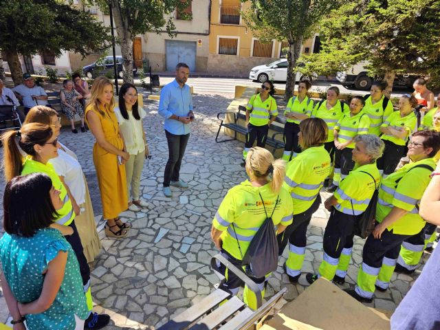 Caravaca desarrolla tres programas de empleo centrados en el mantenimiento y embellecimiento de espacios públicos - 2, Foto 2