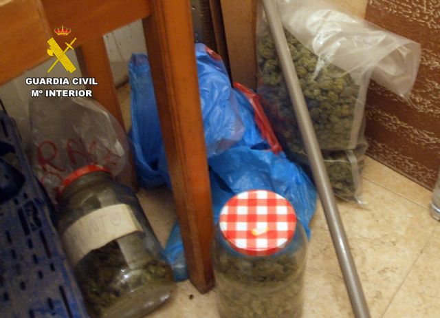 La Guardia Civil desmantela un activo punto de venta de drogas en Fuente Álamo - 3, Foto 3