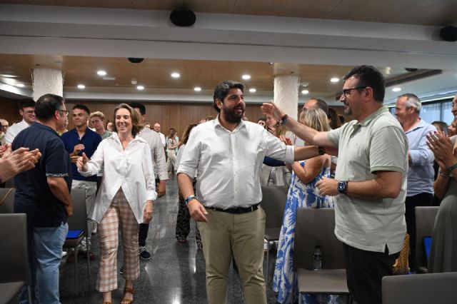 López Miras: El gobierno va a seguir funcionando porque el compromiso y la responsabilidad del PP con la Región de Murcia siguen intactos - 1, Foto 1