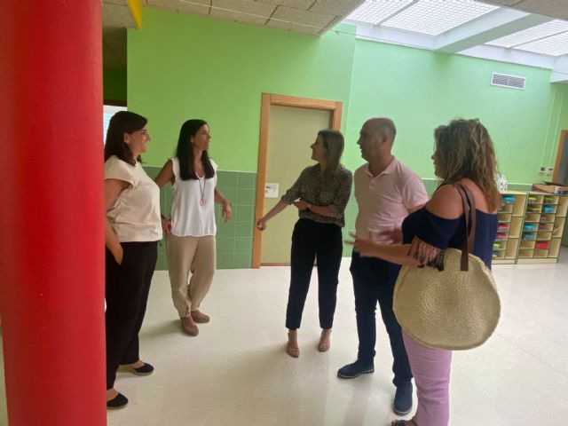 El Ayuntamiento de Molina de Segura ha invertido 20.000 euros en trabajos de mejora en el CEIP La Purísima de El Llano - 1, Foto 1