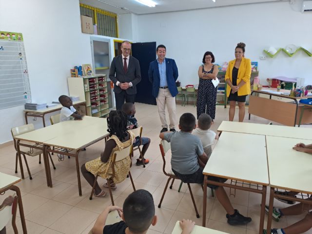 Los colegios Vista Alegre y Valentín Buendía de Las Torres de Cotillas estrenan comedor escolar con capacidad para 80 alumnos - 1, Foto 1