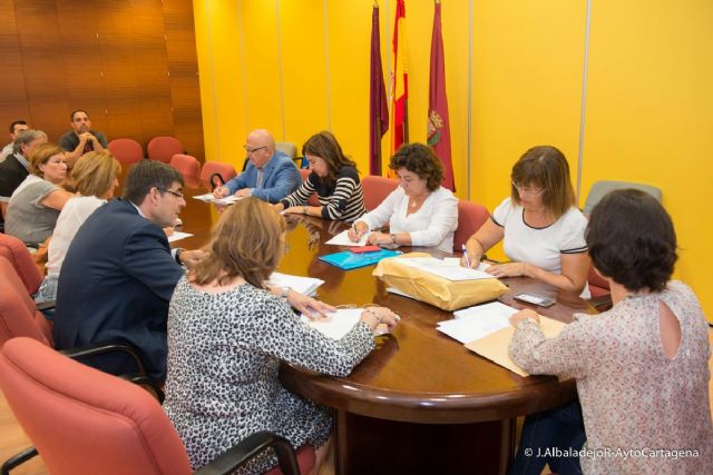 Siete empresas optan a contrataciones menores por vía telemática - 1, Foto 1