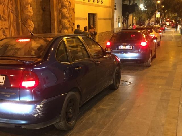 La nula planificación del gobierno socialista convierte Lorca en una ratonera para el tráfico: se tarda menos en ir a Murcia que en cruzar el centro de la ciudad - 1, Foto 1