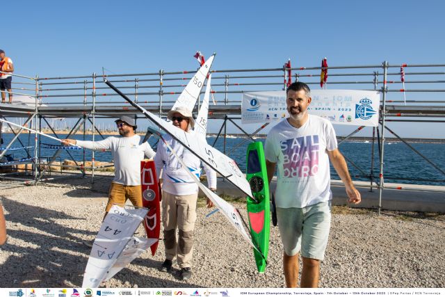 Torrevieja corona al croata Zvonko Jelacic como nuevo campeón de Europa IOM - 2, Foto 2