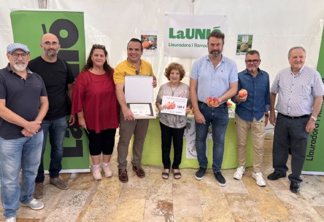 Vicentina Navarro gana el concurso de pelar granada mollar de Elche y el de la más bonita por tercer año consecutivo - 3, Foto 3