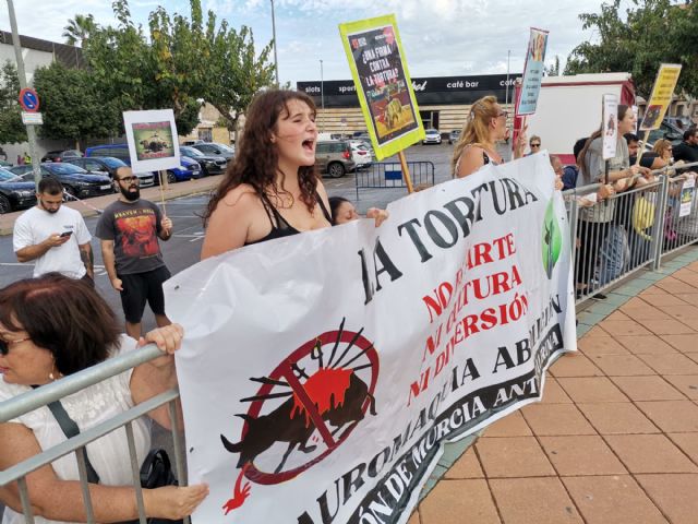 Activistas y organizaciones en La Unión se unen para decir NO al maltrato animal y exigen el fin de las novilladas - 2, Foto 2