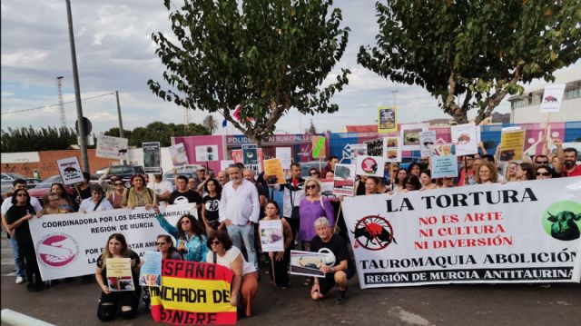 Activistas y organizaciones en La Unión se unen para decir NO al maltrato animal y exigen el fin de las novilladas - 4, Foto 4