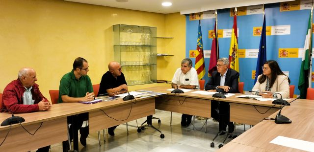 La CHS se reúne con el grupo municipal de IU del Ayuntamiento de Lorca para abordar la conservación de cauces, los vertidos y las actuaciones de defensa frente a inundaciones La CHS se reúne con el grupo municipal de IU del Ayuntamiento de Lorca para abordar la conservación de cauces, los vertidos y las actuaciones de defensa frente a inundaciones
