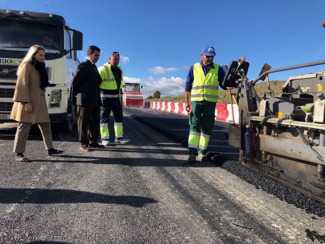 Fomento inicia la última fase de las obras para mejorar el principal acceso a las explotaciones agrícolas de Cehegín - 1, Foto 1