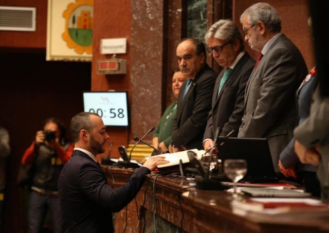 Juan Antonio Mata toma posesión como diputado regional, Foto 2