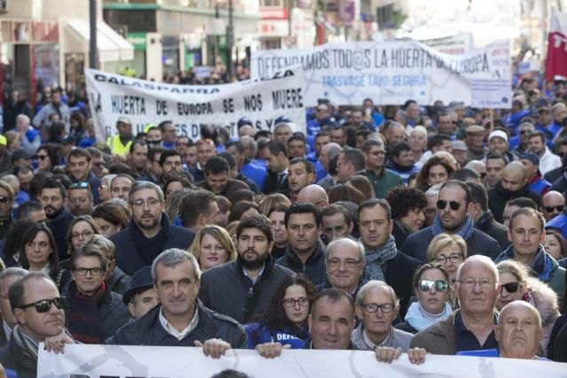 López Miras: Siempre voy a estar al lado de agricultores y regantes porque son mi gente y son justas sus reivindicaciones - 3, Foto 3