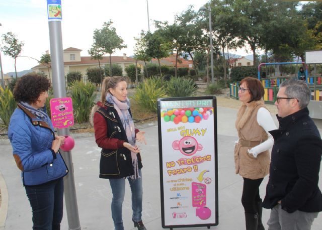 El Ayuntamiento instala papeleras para la recogida de chicles en espacios públicos - 3, Foto 3