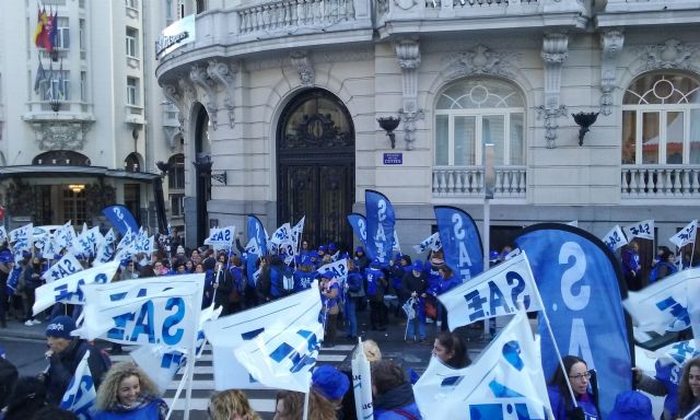 Concentración de un millar de TCE en el Congreso de los Diputados - 1, Foto 1