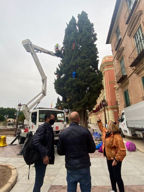 Murcia recupera el tradicional árbol de navidad de la Glorieta - 2, Foto 2