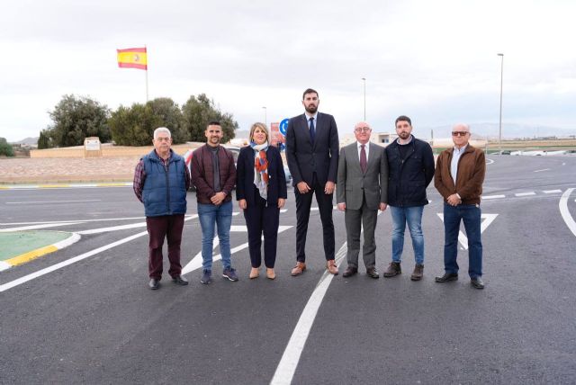 Antelo destaca el compromiso del Gobierno regional con la mejora de nuestras infraestructuras en la presentación de las obras en la carretera de La Aljorra - 3, Foto 3