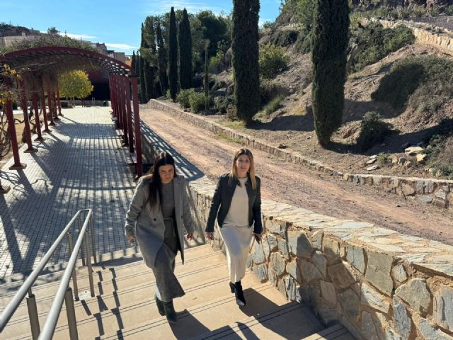 El Ayuntamiento de Lorca inicia los trabajos de la reforestación del Parque de La Verdad - 1, Foto 1