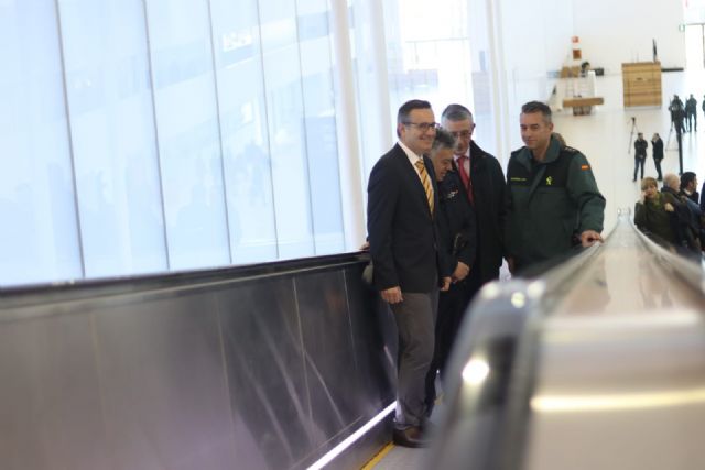 El delegado del Gobierno supervisa el dispositivo de seguridad del nuevo Aeropuerto Internacional Región de Murcia - 2, Foto 2