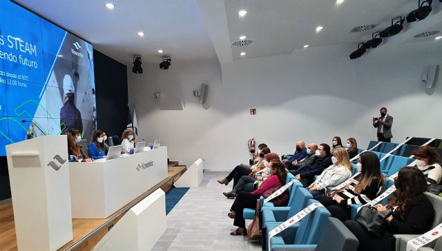 Navantia traslada a las jóvenes estudiantes su experiencia con las profesiones STEAM - 2, Foto 2