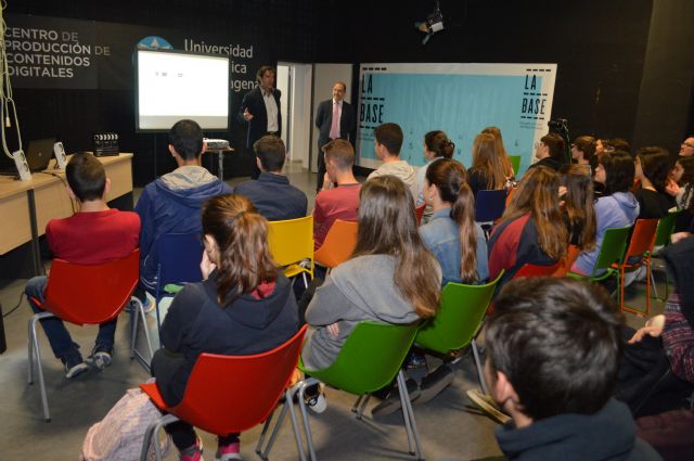 Estudiantes del colegio Narval de Cartagena reciben una clase magistral sobre cine - 1, Foto 1