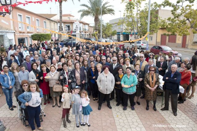 Los palmesanos brindan con vermut en honor a su patrona - 1, Foto 1