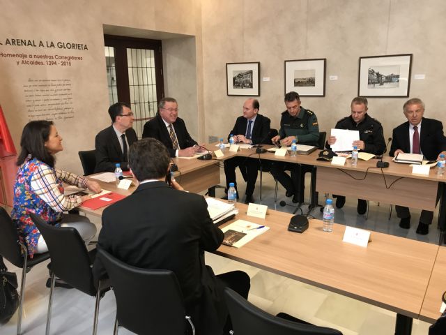 La Comunidad participa en la coordinación de la seguridad en Murcia durante la Semana Santa y Fiestas de Primavera - 1, Foto 1