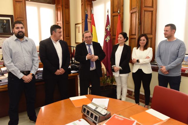 La Universidad de Murcia firma un convenio colectivo con la empresa TICARUM - 1, Foto 1