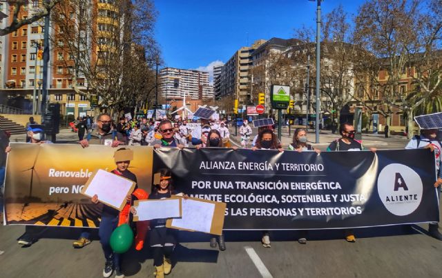 Miles de personas exigen Renovables Sí pero No así en Aragón ante la avalancha especulativa de megaproyectos - 4, Foto 4