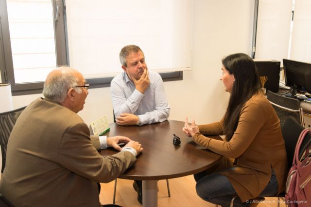 APICES expone sus necesidades y proyectos al concejal de Calidad de Vida - 1, Foto 1