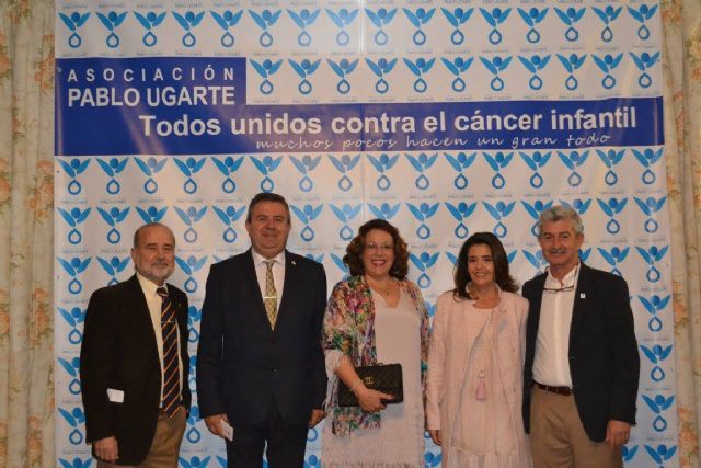 Francisco Calderón asistió a la cena benéfica de APU en la que Cartagena plantó batalla al cáncer infantil - 1, Foto 1