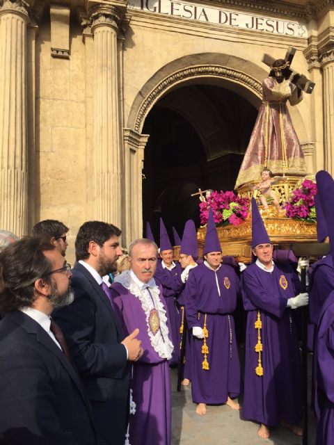 Fernando López Miras asiste a la salida de la procesión de los Salzillos - 1, Foto 1