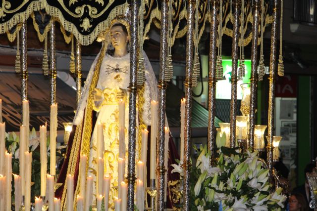 Emoción y fervor en el Encuentro de Jesús con su madre en la calle de la Amargura - 1, Foto 1